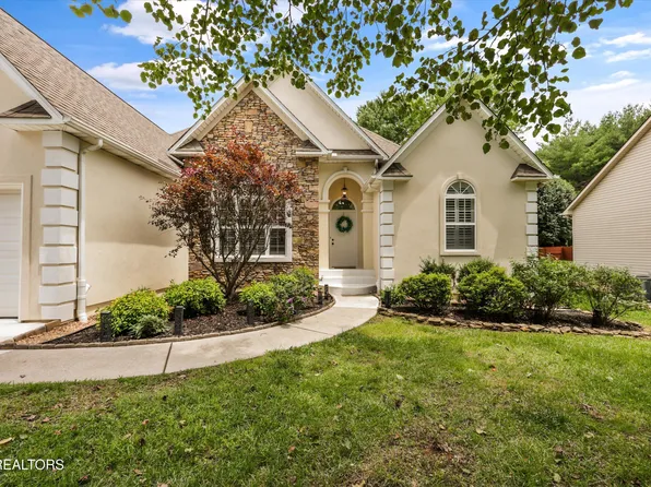 2369 Conners Creek Cir, Knoxville, TN 37932