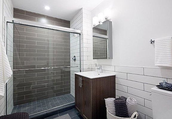 4th image of 490 Myrtle Ave APT 2H