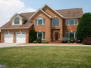 6806 Wittinburg Dr, Frederick, MD 21702