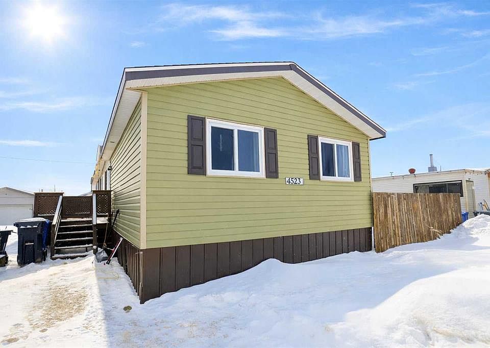 1st image of 4523 W 51st St