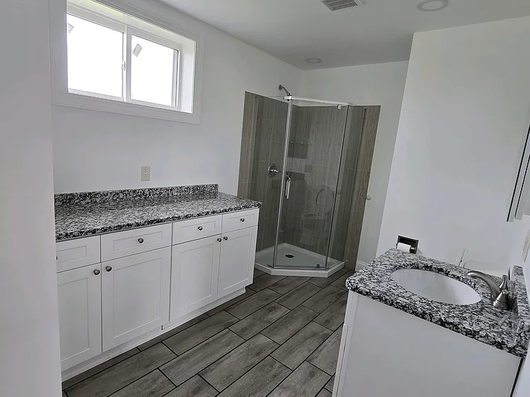 2426 Chenango Rd #3 — Photo 11