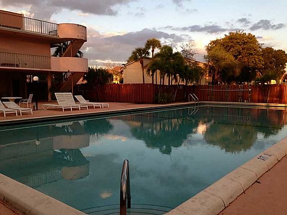 3rd image of 2700 S University Dr APT 7A