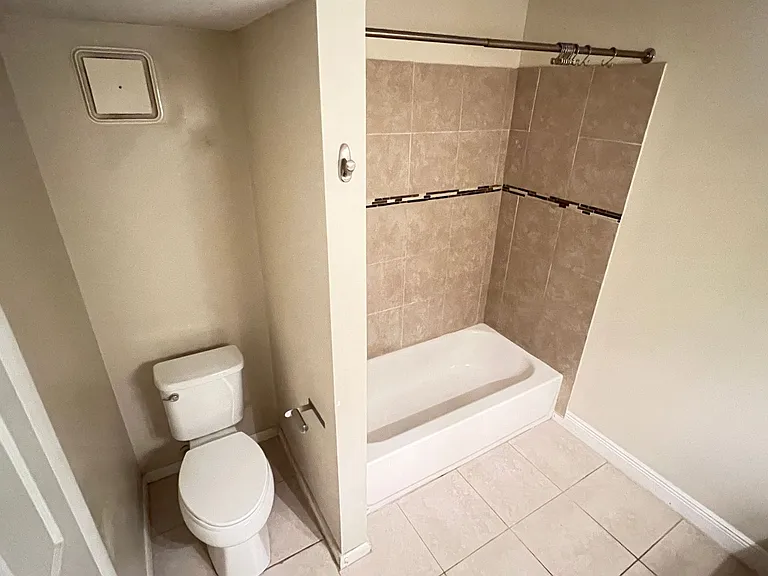 2130 Forest Knoll Dr NE #108 — Photo 16