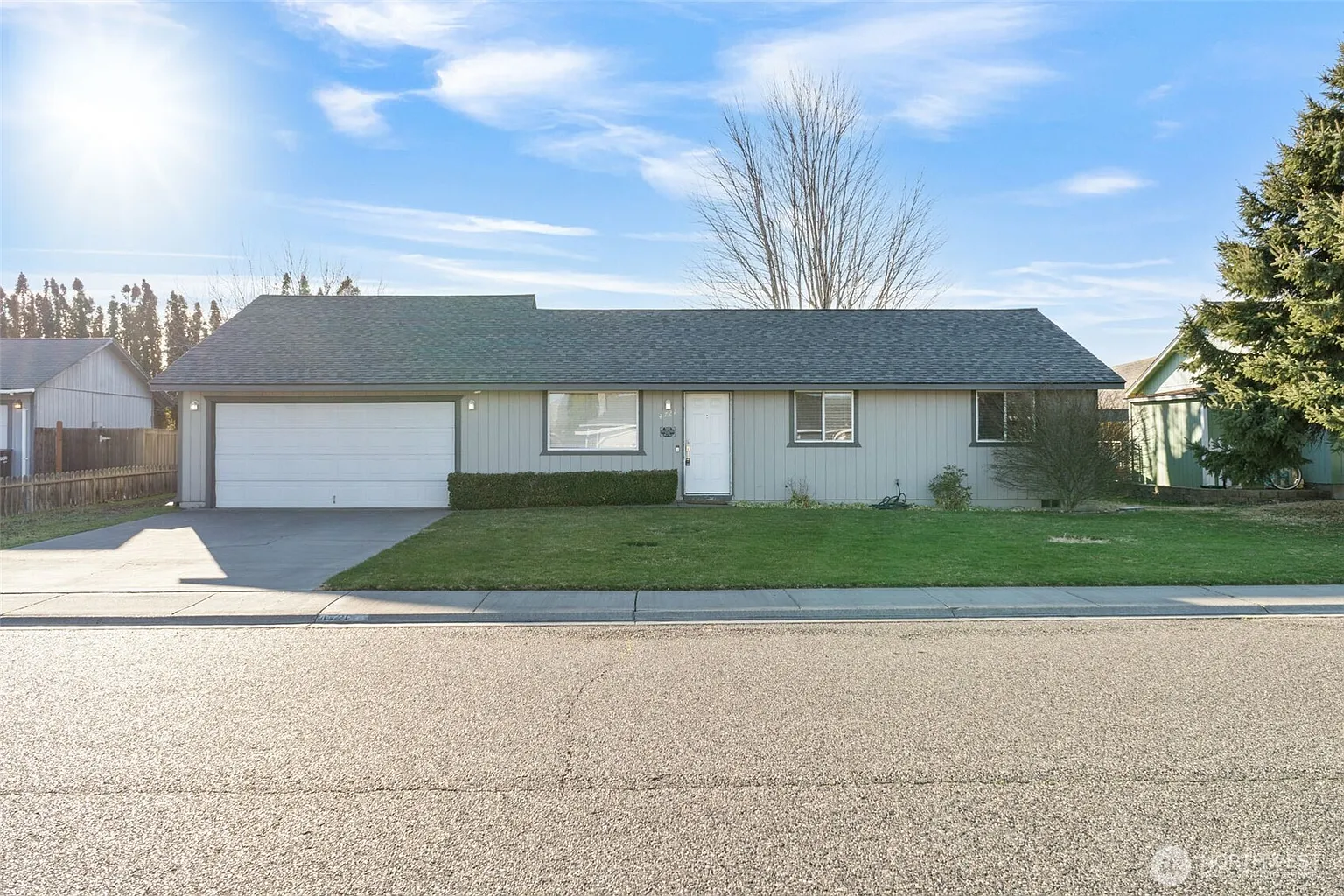 4721 Forsythia Street photo 1