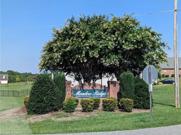 7380 Blue Water Ct, Belews Creek, NC 27009