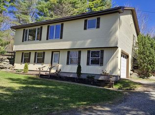 16 State Highway 100, Hyde Park, VT 05655