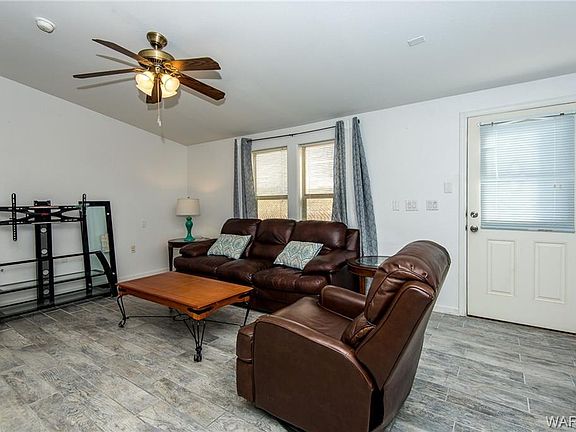 5th image of 2324 Alamogordo Ln