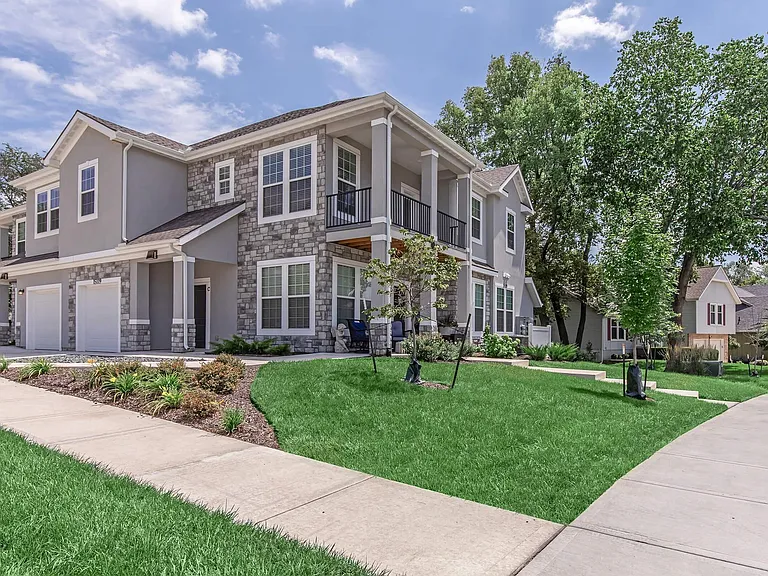 Stonehaven Overland Park — Photo 12