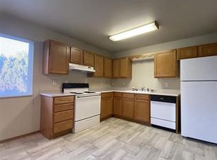 197 S Hawthorne Ave APT C, Middleton, ID 83644