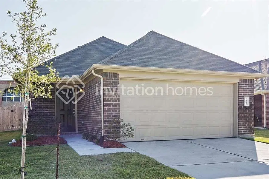 6110 El Oro Dr Houston, TX 77048 — Photo 1