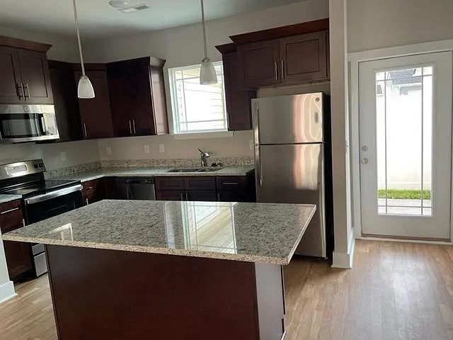 4012 Angelica Ct #4012 — Photo 8