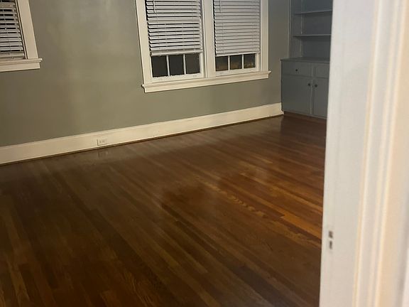 2nd image of 4222 Chamberlayne Ave #2