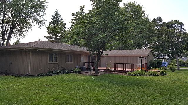2nd image of 825 Shabbona Trl