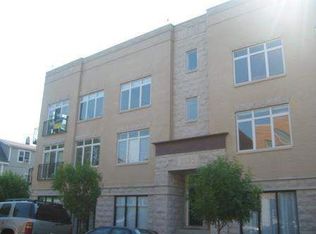 2135 W Roscoe St UNIT 3S, Chicago, IL 60618