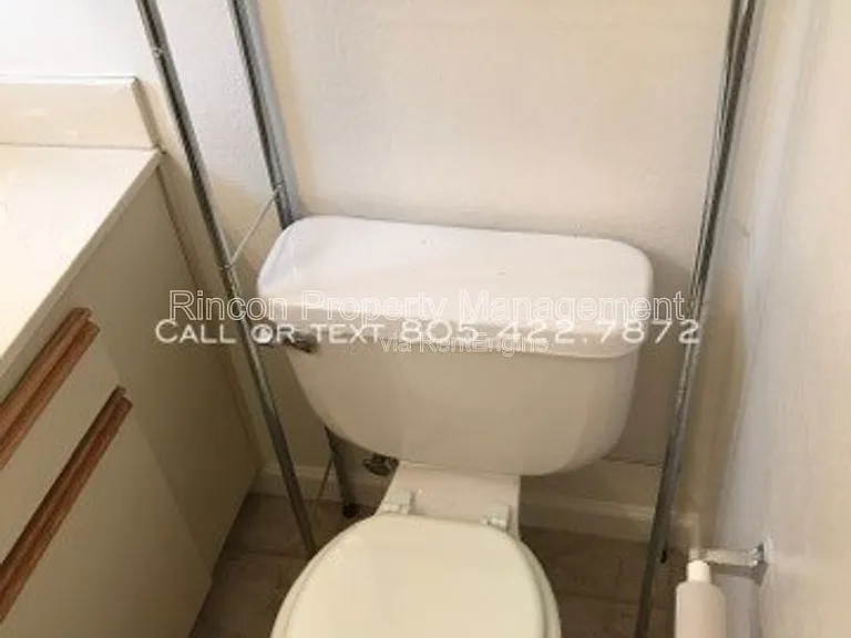 751 Warwick Ave — Photo 14
