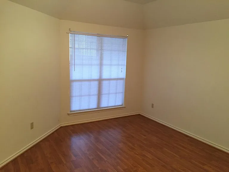 12150 Penderview Ter #1305 — Photo 4