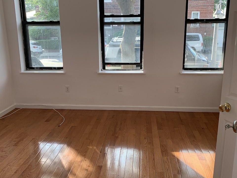 1st image of 7415 16th Ave #1F