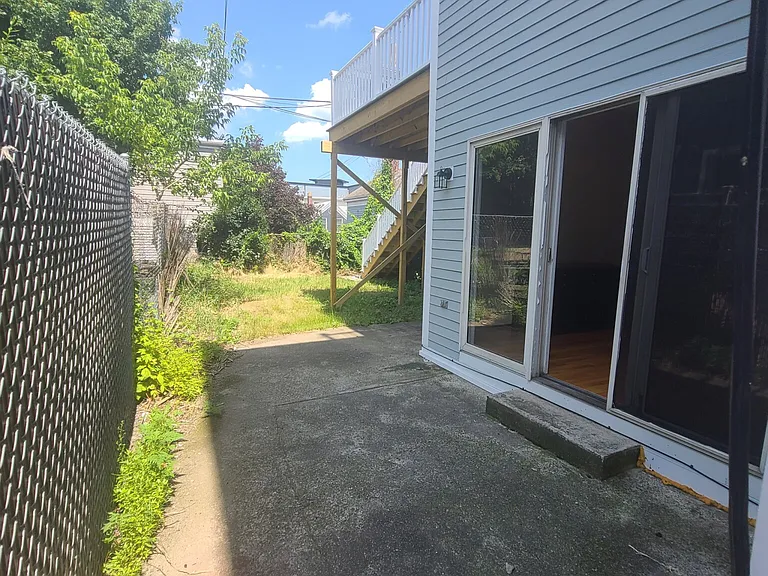 9 Vinton St #1 — Photo 22