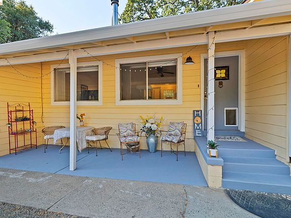 2nd image of 15518 Jenness Rd