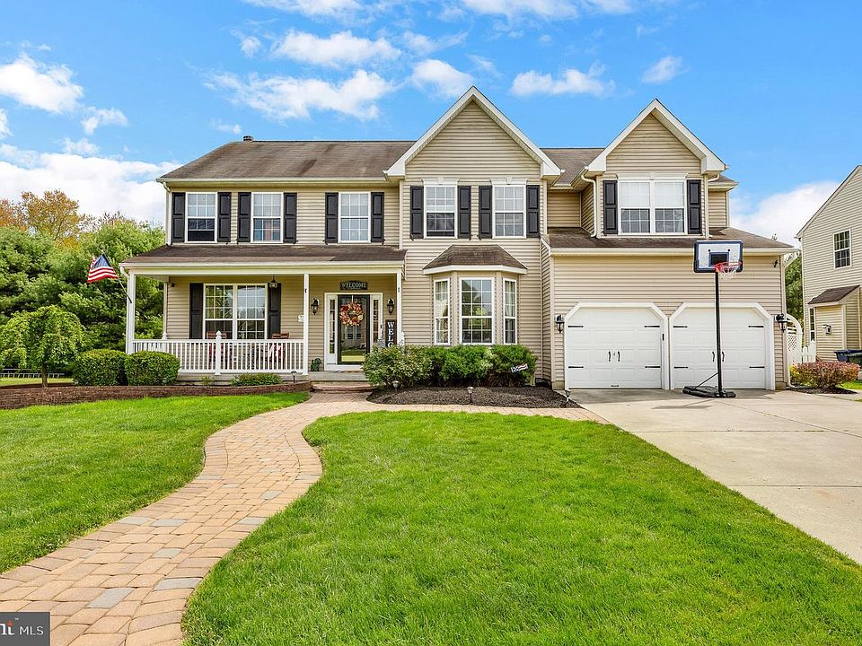 1st image of 1124 Tamarind Pl