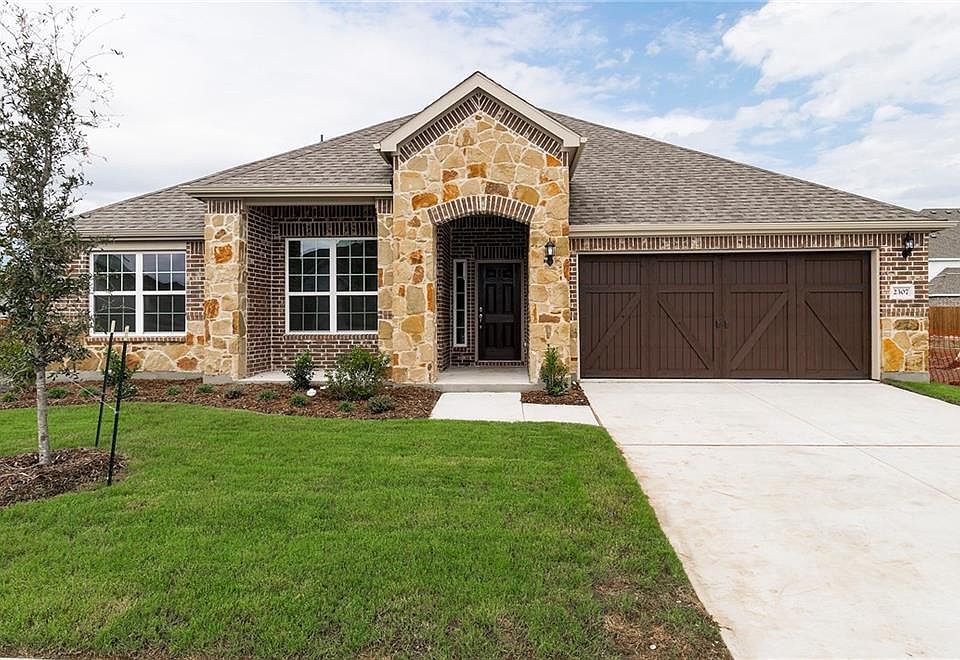 1st image of 2307 Bob Sandlin Ln