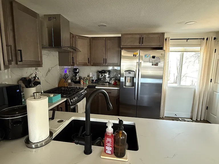 1660 Willow St — Photo 13