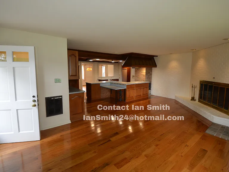 155 E Park St — Photo 11