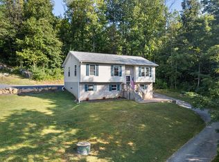 247 Arrowood Rd, Linden, VA 22642