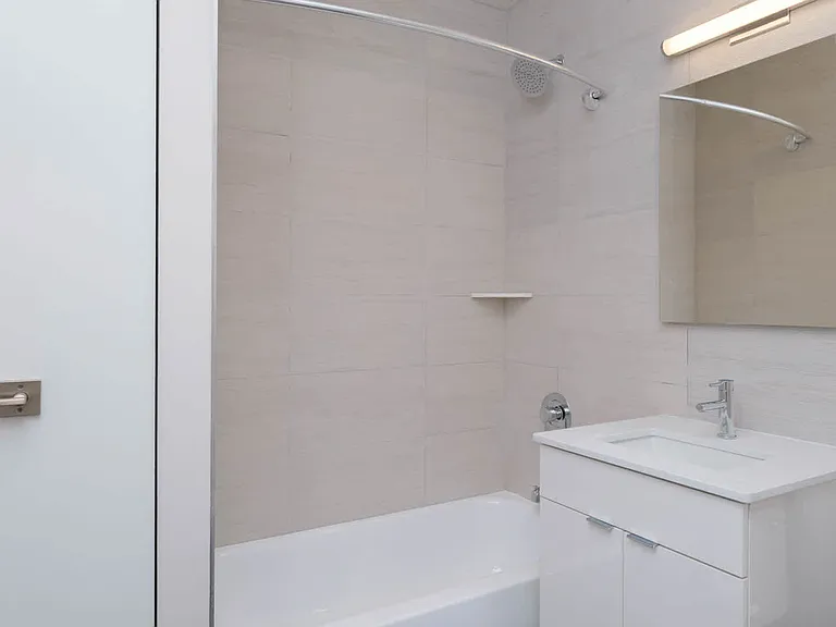 305 W 50th St #19C — Photo 10