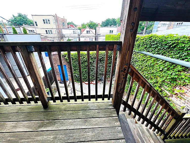 2628 W Chicago Ave #2 — Photo 9