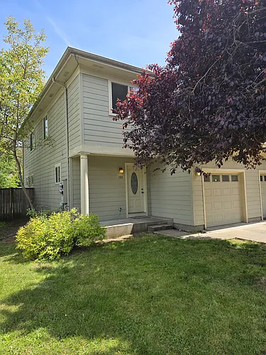 389 Foch St Photo 1
