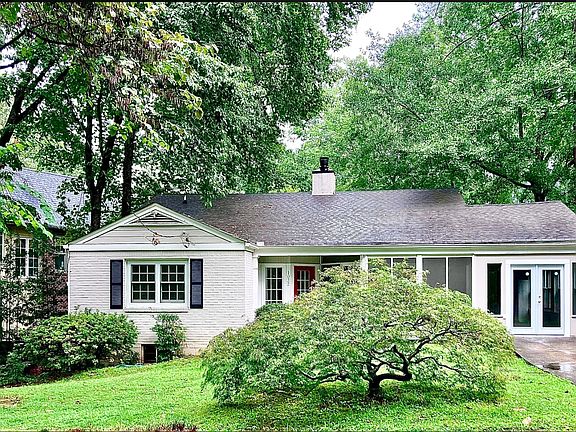 2nd image of 1032 Reeder Cir NE #B