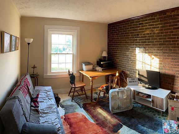5th image of 144 Chester St Front 3
