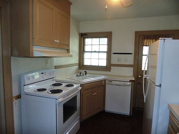 5th image of 908 N Pembroke Avenue