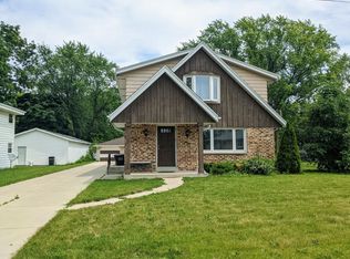 4368 S Iowa Ave #A, Saint Francis, WI 53235