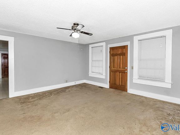 5th image of 3213 Bradley St SW