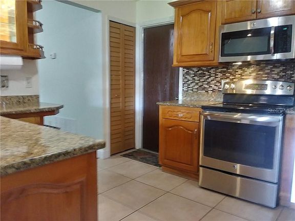 5th image of 6336 Powers Pointe Cir
