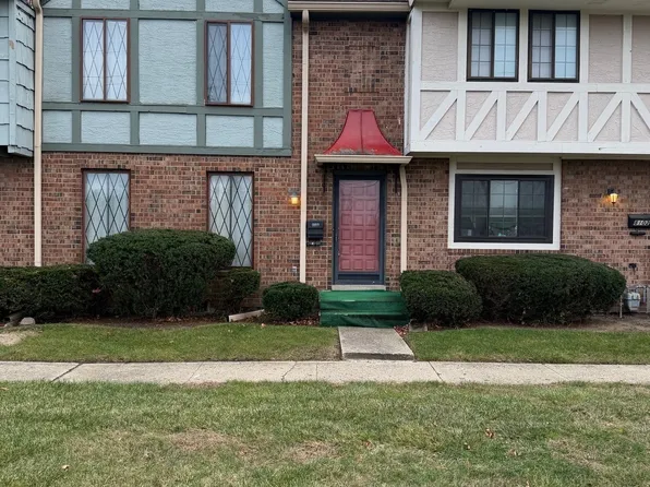 8104 E Bromley Pl, Indianapolis, IN 46219