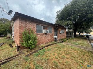 607 N Cleveland St, Victoria, TX 77901