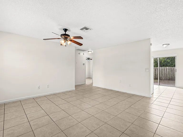 4807 Gulfstream Rd — Photo 12