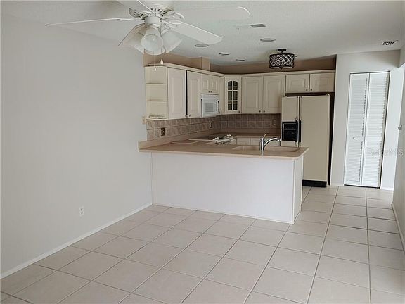 5th image of 525 Moreno Cir NE