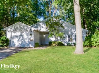 5400 Maple St, Mission, KS 66202