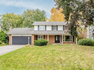 1466 Seagram Ave, Oakville, ON L6L1X1