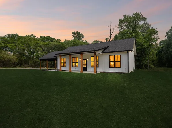208 Old State Highway 28, Whitwell, TN 37397