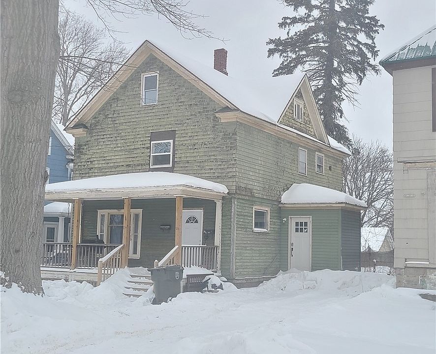 1st image of 104 Isabella Ave