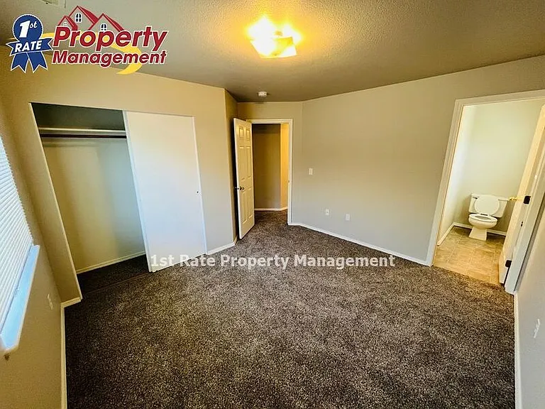 2914 W Stewart Ave #101 — Photo 10