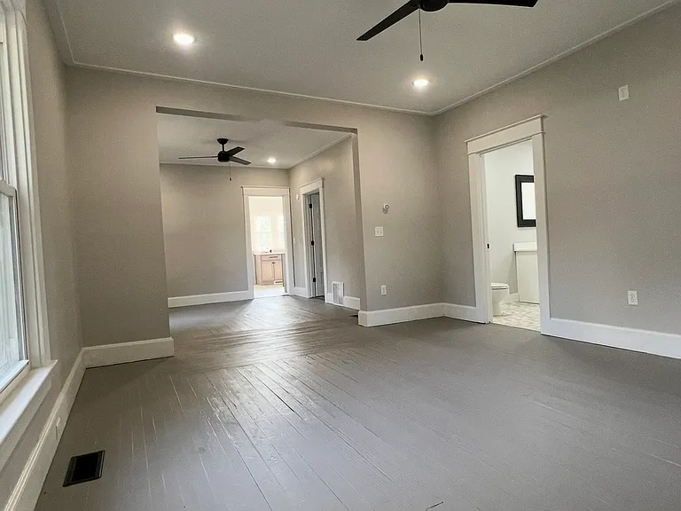 316 Oakwood Ave — Photo 5