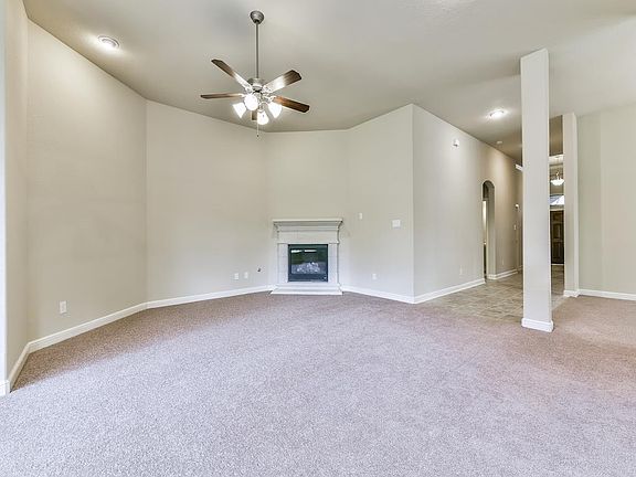 5th image of 18838 Bene Vista Dr