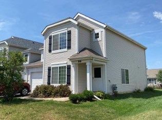 86 W Amberley Dr, Round Lake, IL 60073
