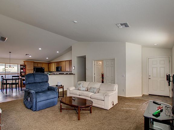 5th image of 18428 N Smith Dr